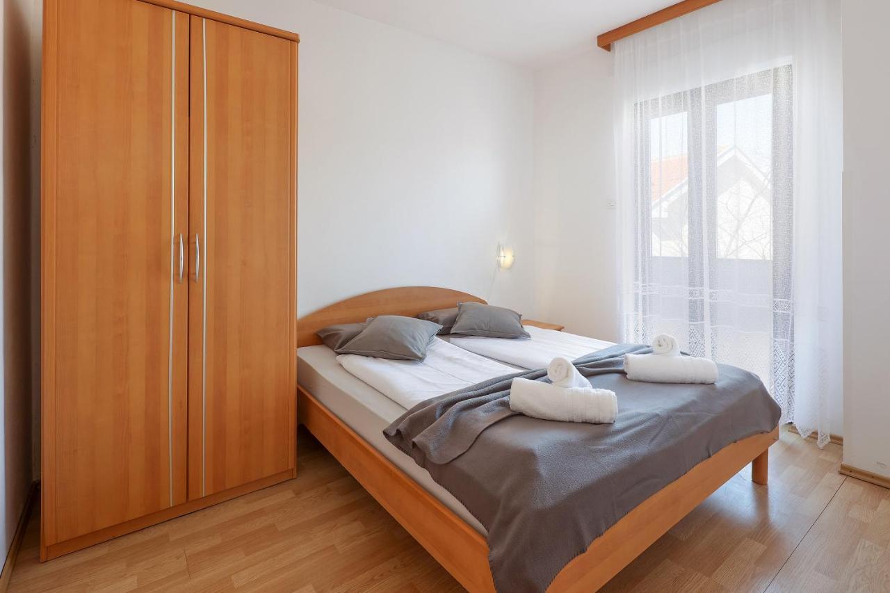 Apartment Bernarda *